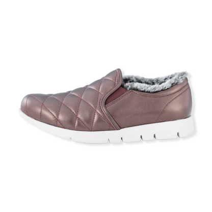 Sheepskin leather slip-on shoes