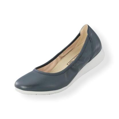 lightweight flat shoes